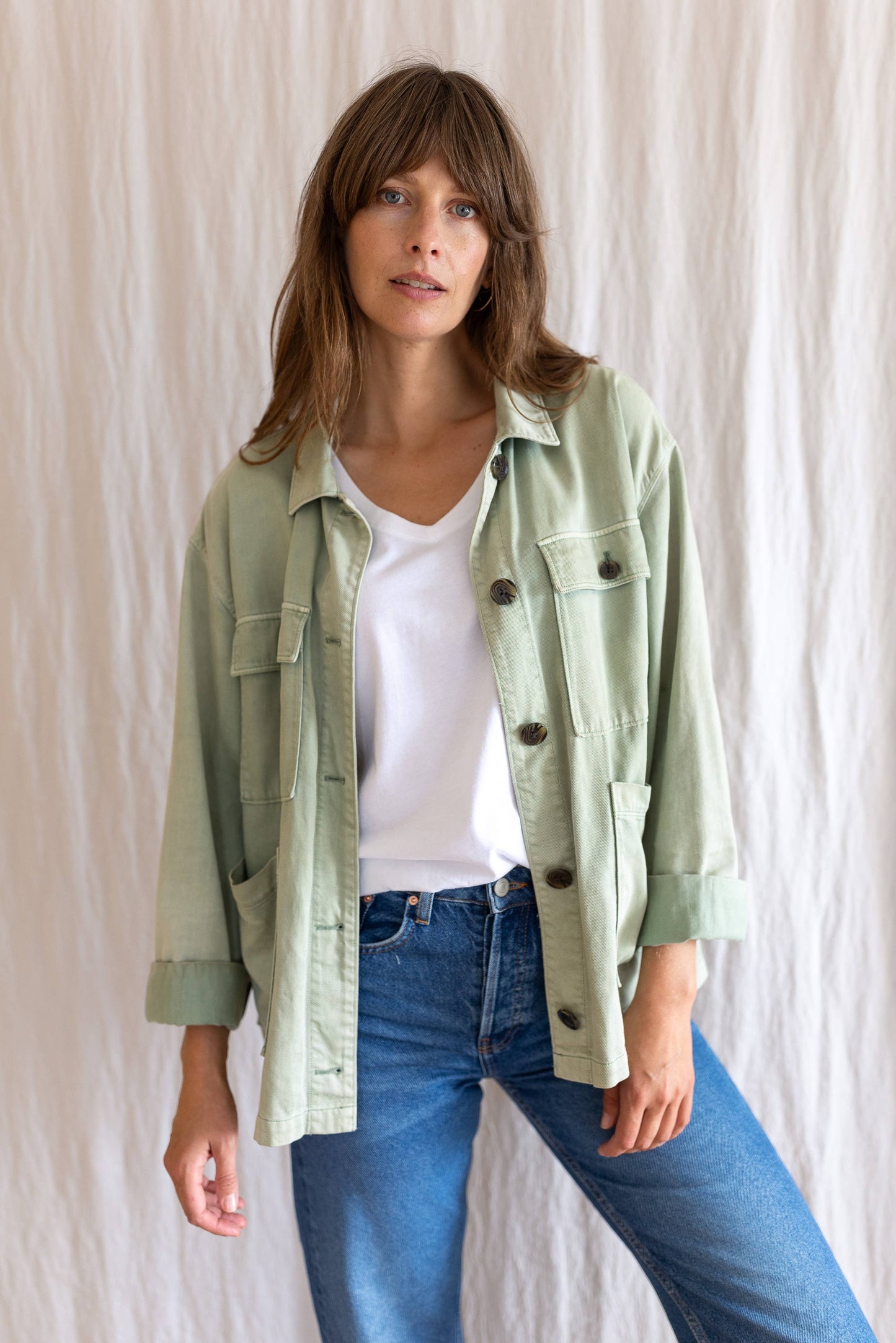 White V neck T-shirt